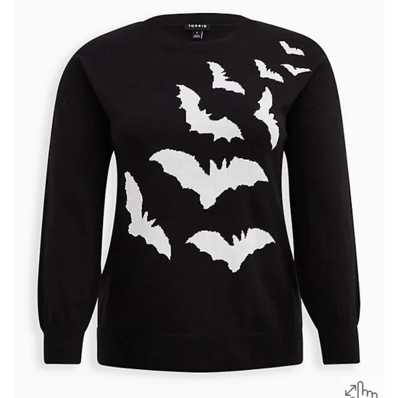 Torrid Bats Goth punk Pullover sweater 18/20 size 2x - Picture 5 of 5